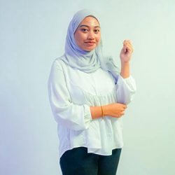 1.Siti Nur Aliah-CEO - Aliah Mohd